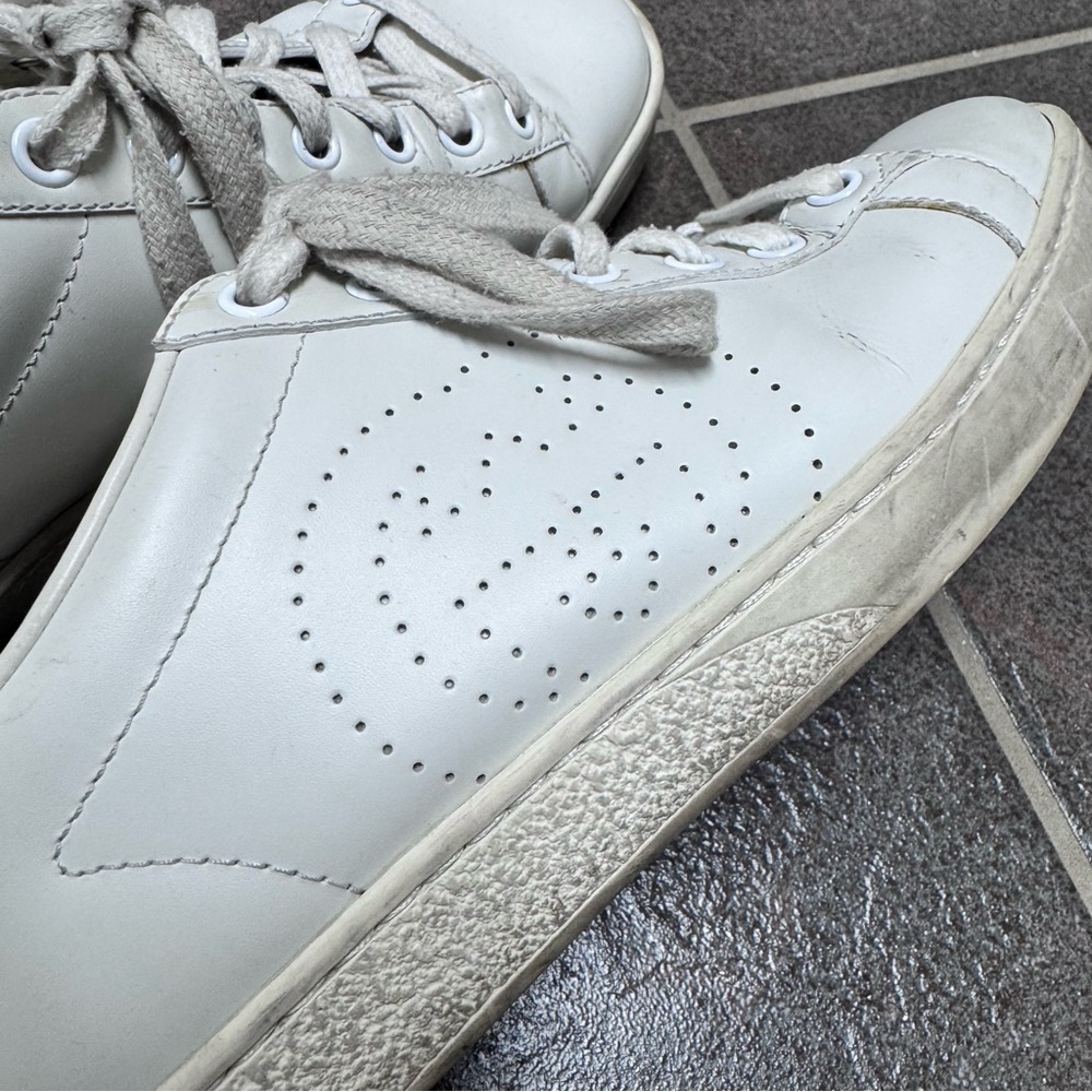Gucci White Leather Sneakers with Pink Heel Tab - Picture 8 of 16